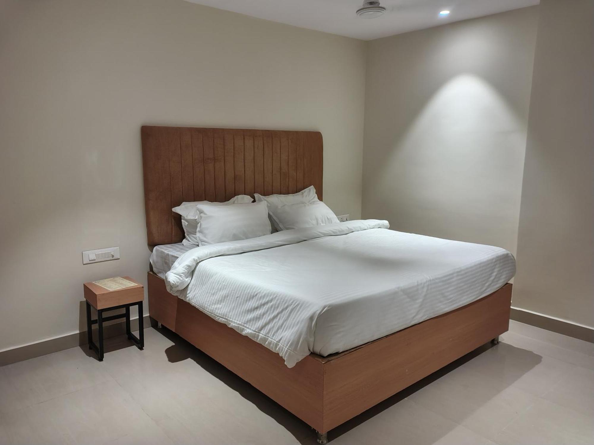 Hotel Blueearth Vizianagaram 外观 照片