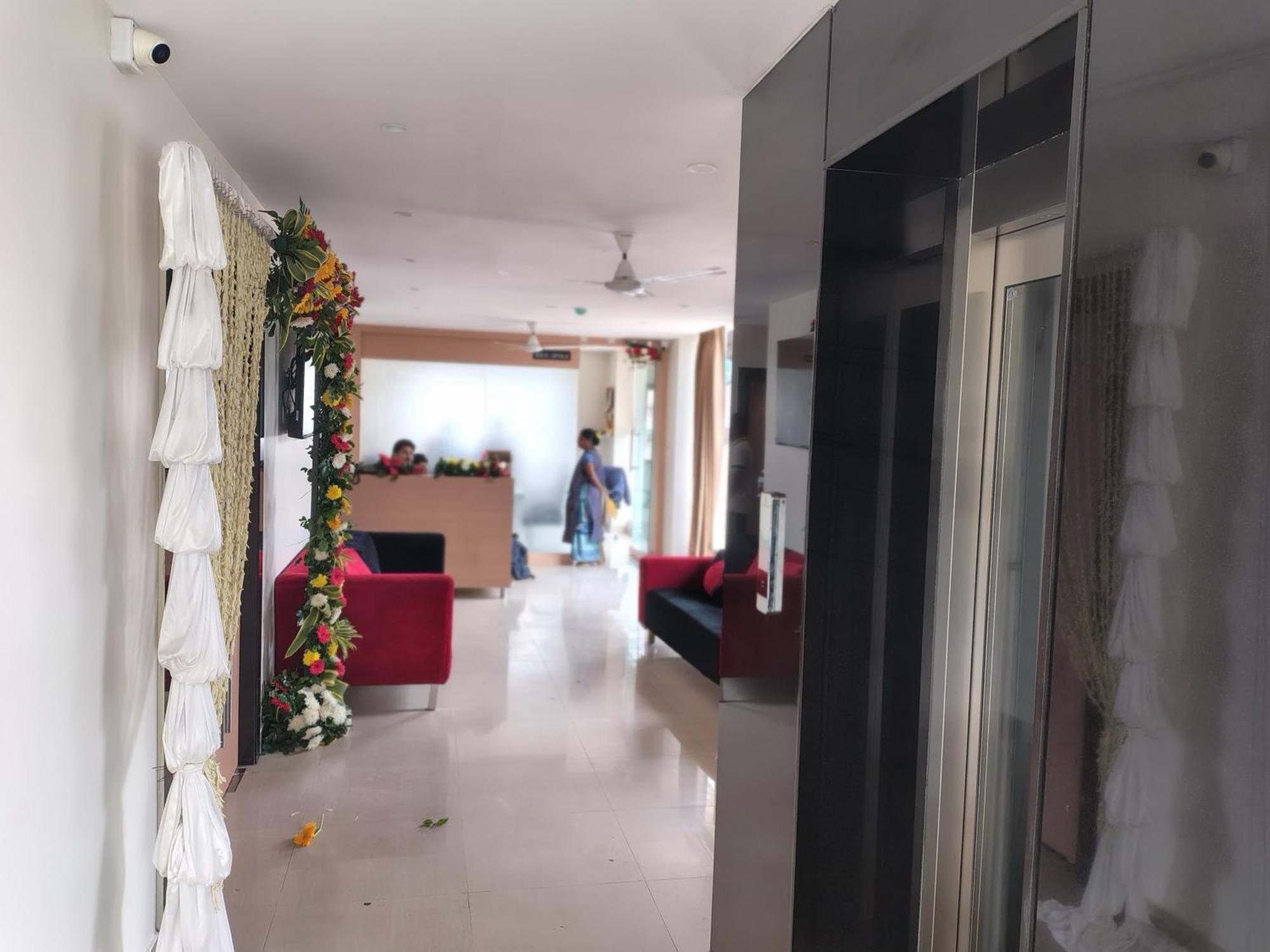 Hotel Blueearth Vizianagaram 外观 照片