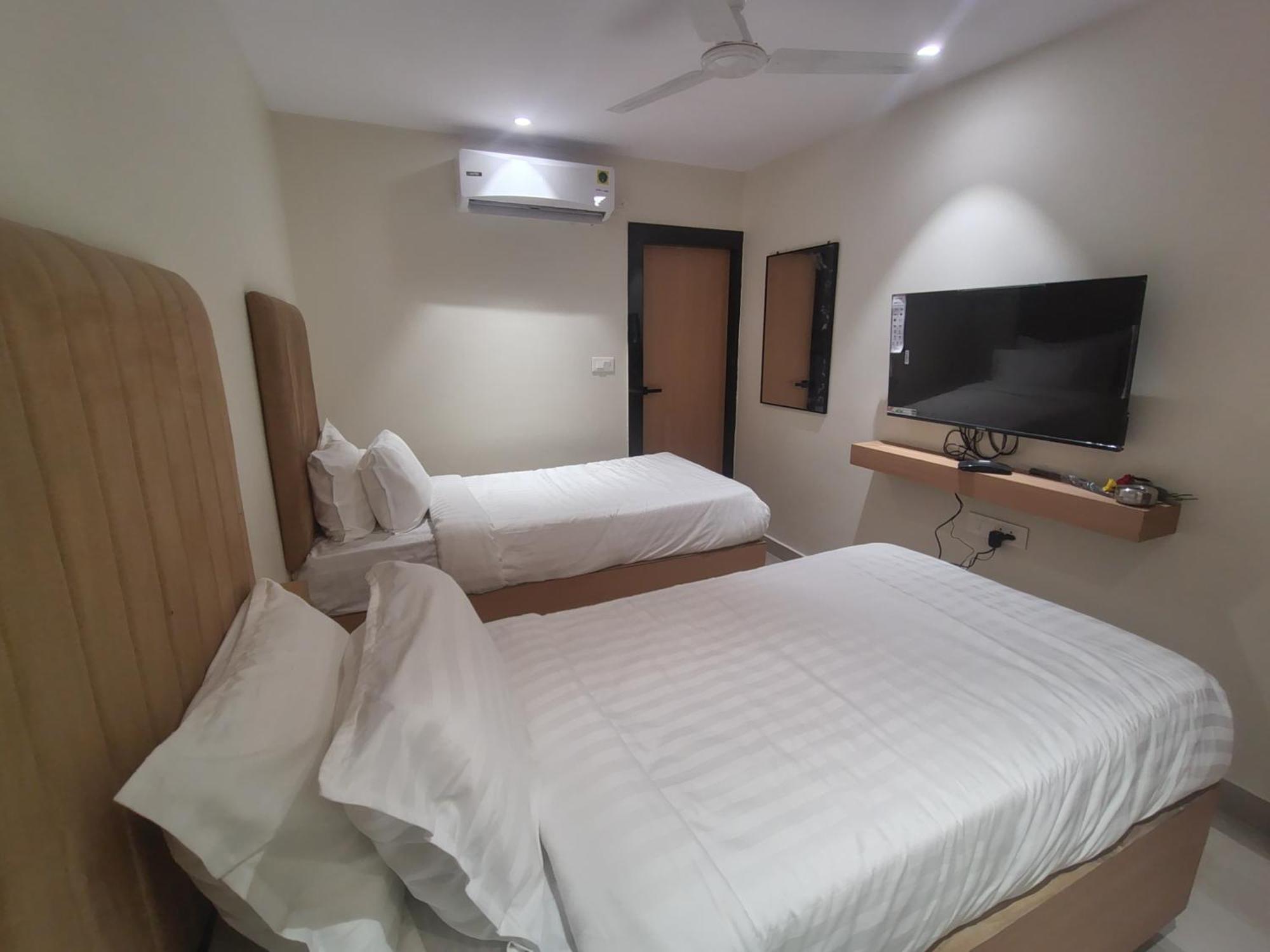 Hotel Blueearth Vizianagaram 外观 照片