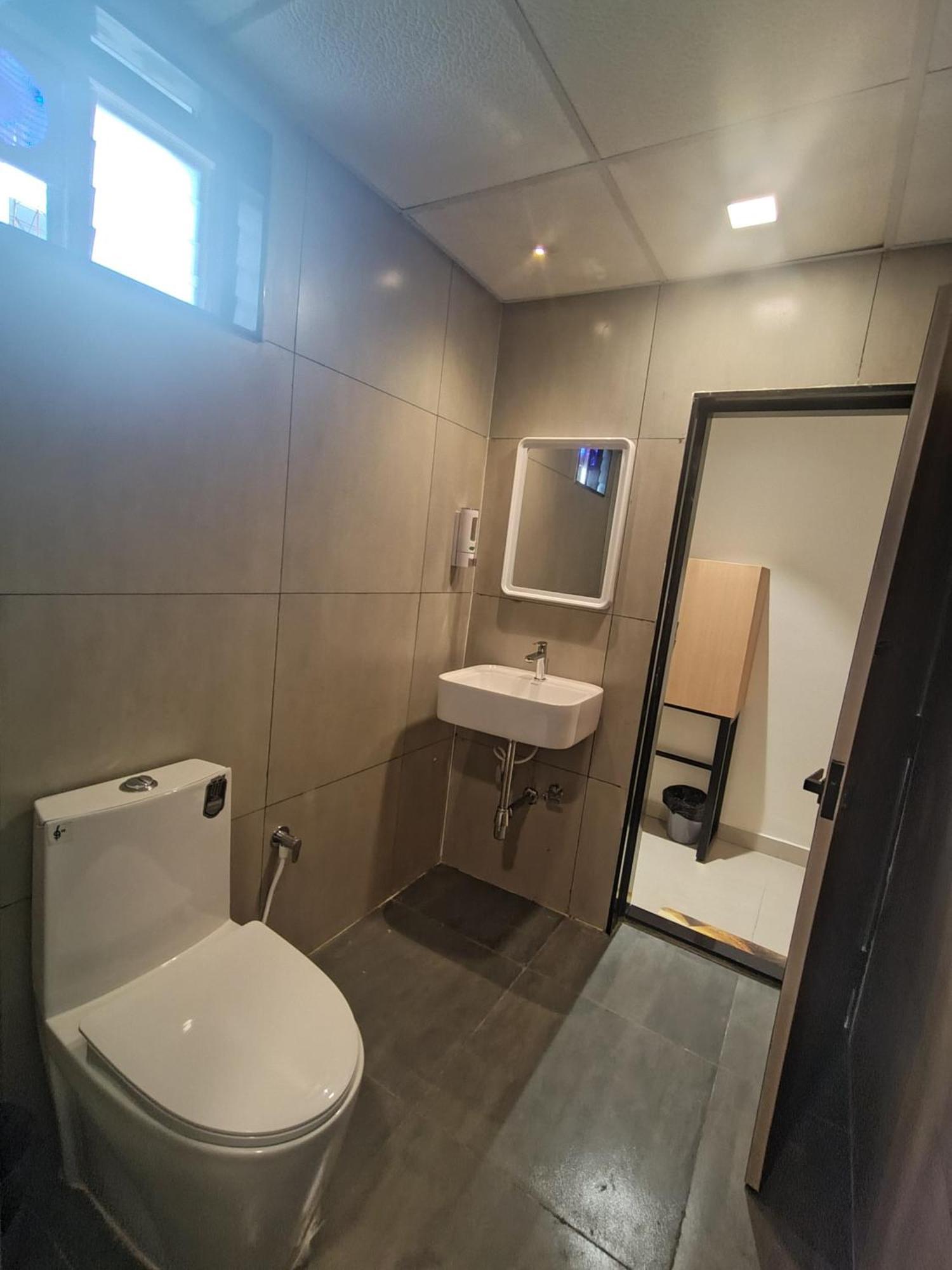 Hotel Blueearth Vizianagaram 外观 照片
